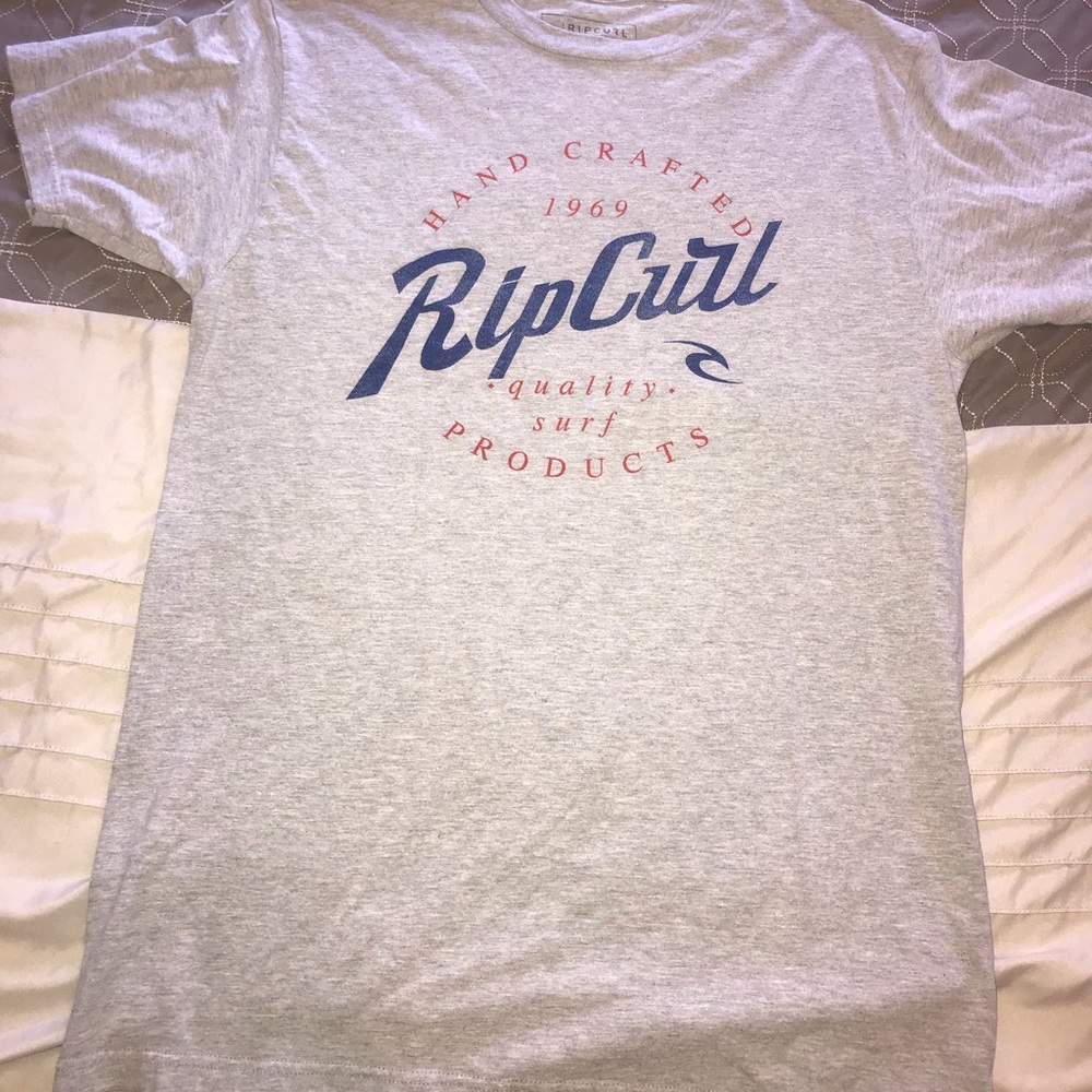 Rip curl shirt. Size medium